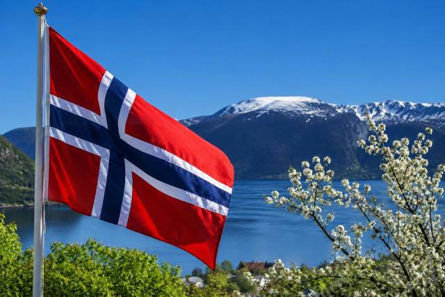 Gratulerer med dagen!